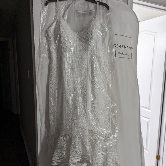 Guess Flounce Hem Dress - Picture 5 of 5